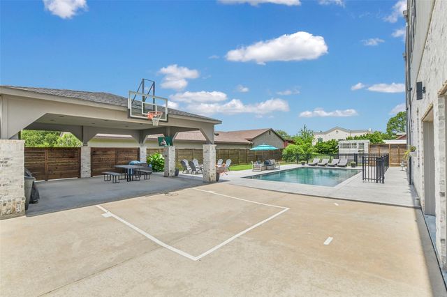 316 Morningside Drive, Friendswood, TX 77546