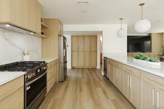 2861 Brant st., San Diego, CA 92103