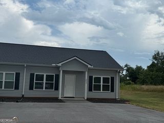 2453 Memorial Road, Bowersville, GA 30516