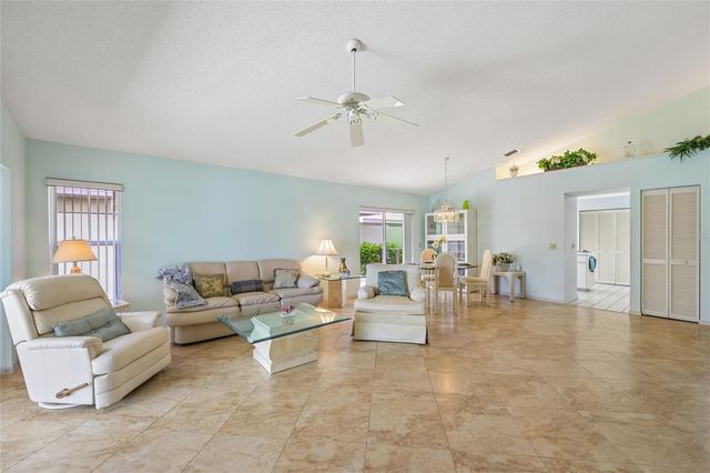 805 HARRINGTON LAKE DRIVE N 76, Venice, FL 34293