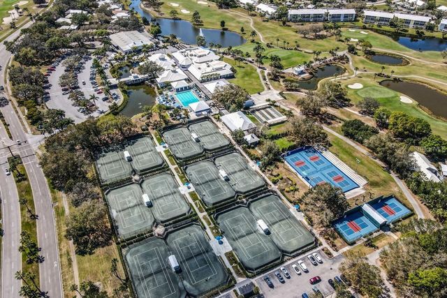 805 HARRINGTON LAKE DRIVE N 76, Venice, FL 34293