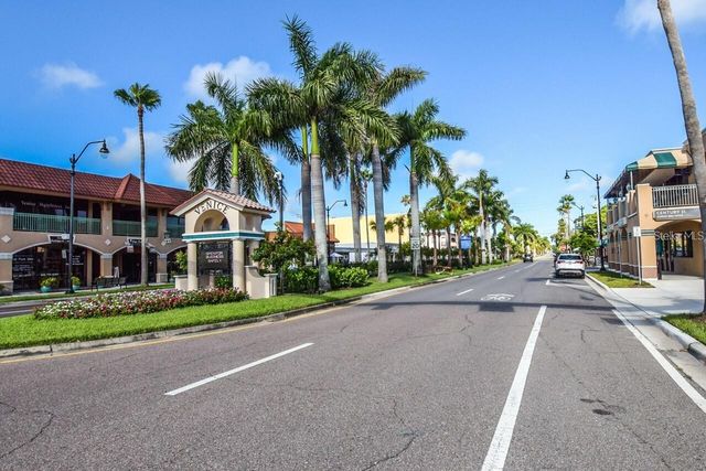 805 HARRINGTON LAKE DRIVE N 76, Venice, FL 34293