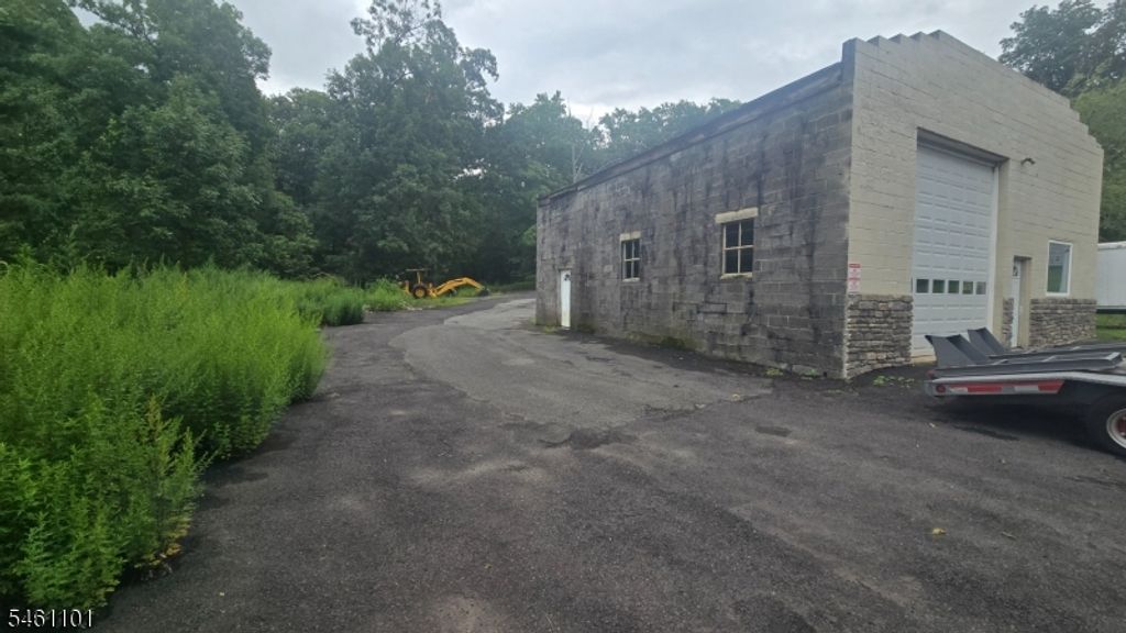 267 Zion Road, Hillsborough Twp., NJ 08844 — exterior