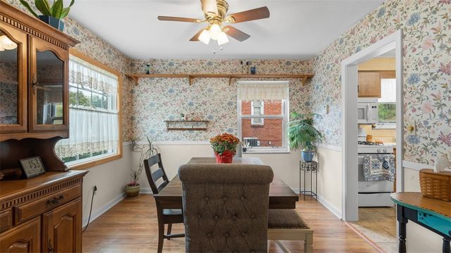 3921 W Run Rd, Munhall, PA 15120