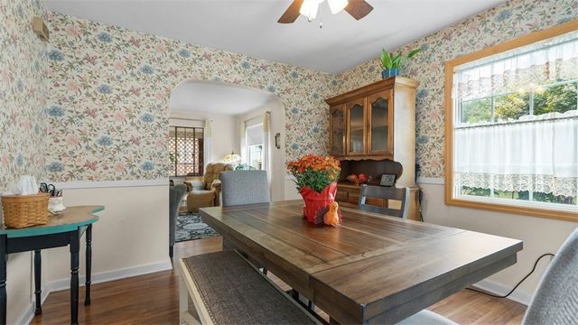 3921 W Run Rd, Munhall, PA 15120