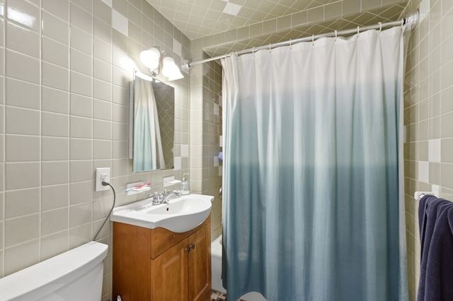 126 Summer St, Somerville, MA 02143