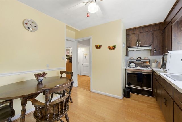 126 Summer St, Somerville, MA 02143