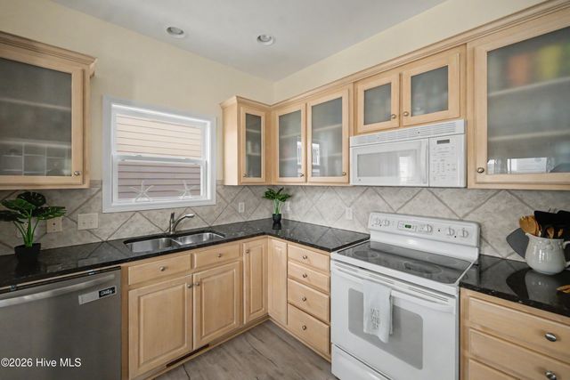 21 Cumberland Street, Ocean Isle Beach, NC 28469