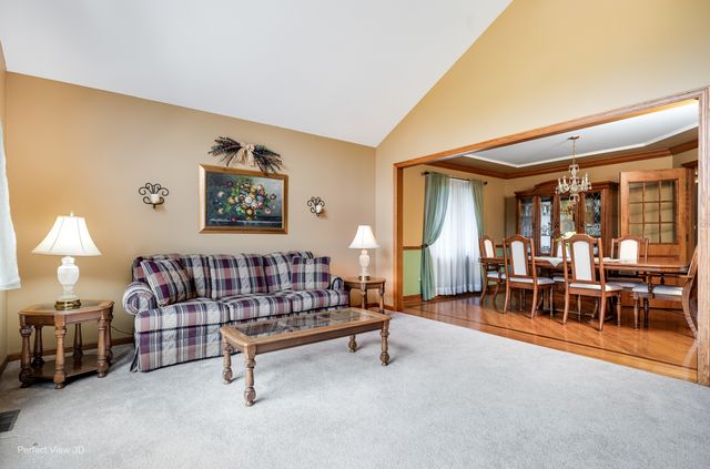 8636 W 98th Place, Palos Hills, IL 60465