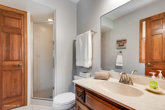 8636 W 98th Place, Palos Hills, IL 60465