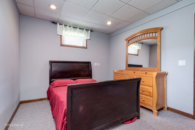 8636 W 98th Place, Palos Hills, IL 60465
