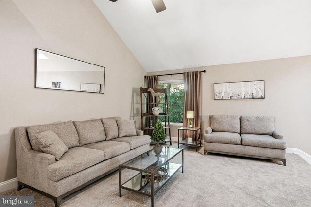 16 W ELIZABETH CT, Marlton, NJ 08053
