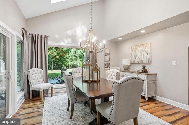 16 W ELIZABETH CT, Marlton, NJ 08053
