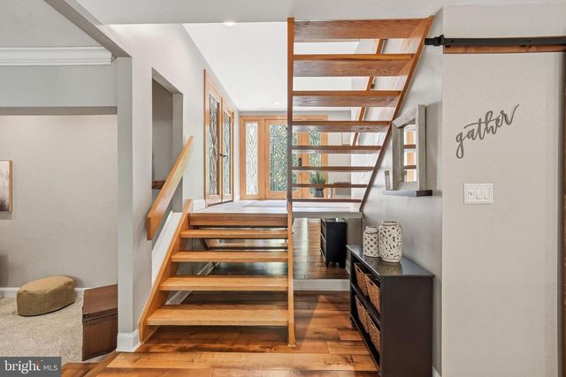 16 W ELIZABETH CT, Marlton, NJ 08053