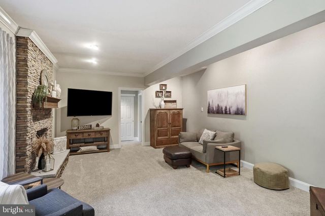 16 W ELIZABETH CT, Marlton, NJ 08053