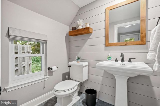 16 W ELIZABETH CT, Marlton, NJ 08053
