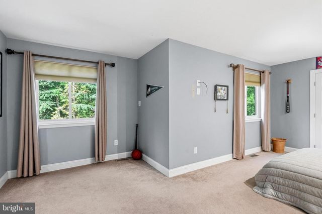 16 W ELIZABETH CT, Marlton, NJ 08053