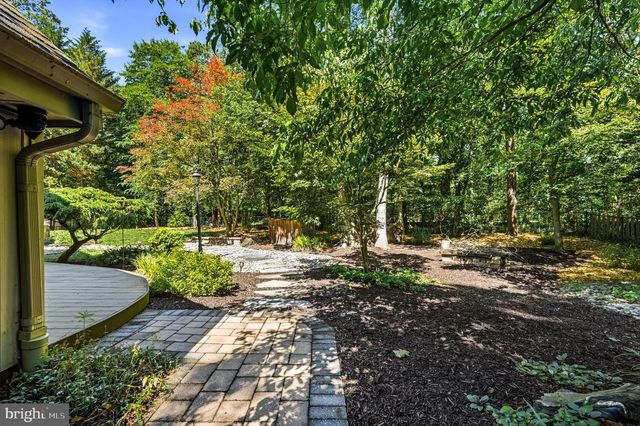 16 W ELIZABETH CT, Marlton, NJ 08053