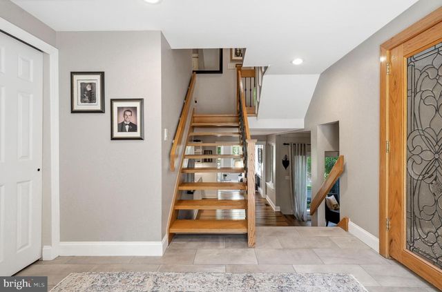 16 W ELIZABETH CT, Marlton, NJ 08053