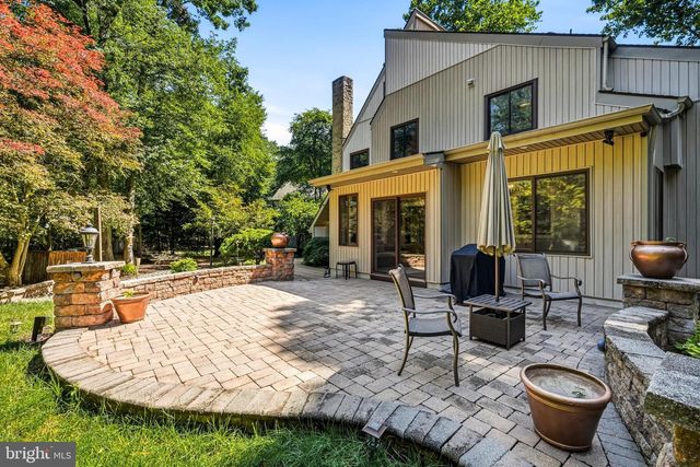 16 W ELIZABETH CT, Marlton, NJ 08053