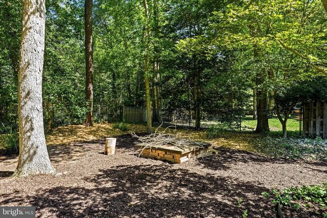 16 W ELIZABETH CT, Marlton, NJ 08053