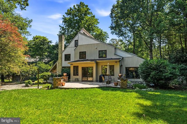 16 W ELIZABETH CT, Marlton, NJ 08053