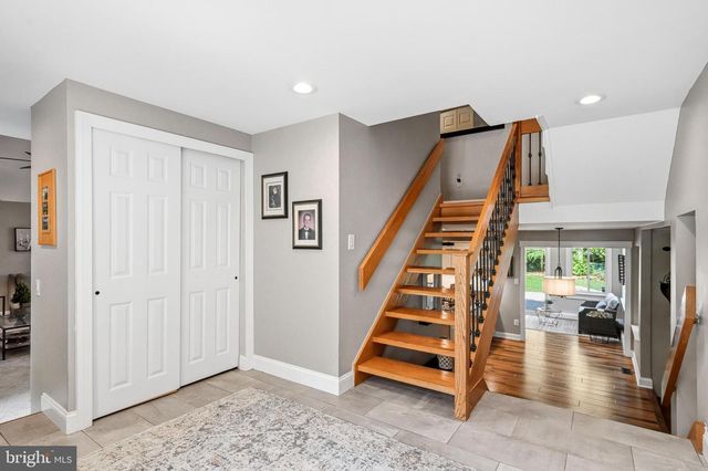 16 W ELIZABETH CT, Marlton, NJ 08053