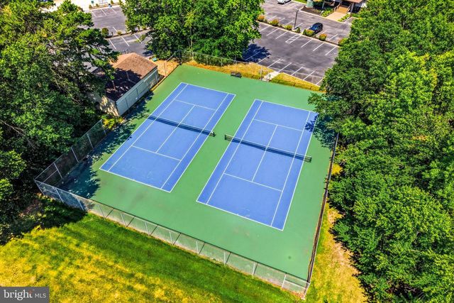 16 W ELIZABETH CT, Marlton, NJ 08053