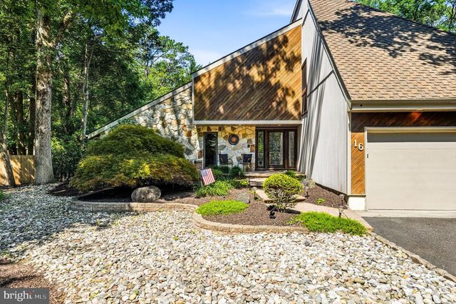 16 W ELIZABETH CT, Marlton, NJ 08053