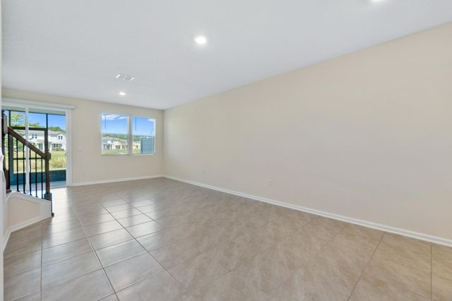 196 Redbud Rd, Palm Coast, FL 32137