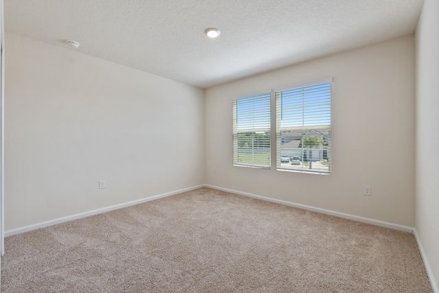 196 Redbud Rd, Palm Coast, FL 32137