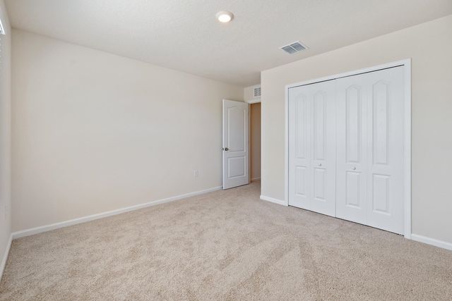 196 Redbud Rd, Palm Coast, FL 32137