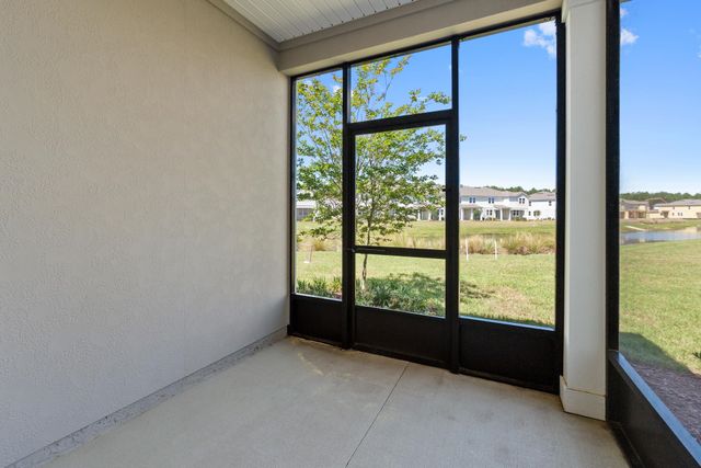 196 Redbud Rd, Palm Coast, FL 32137