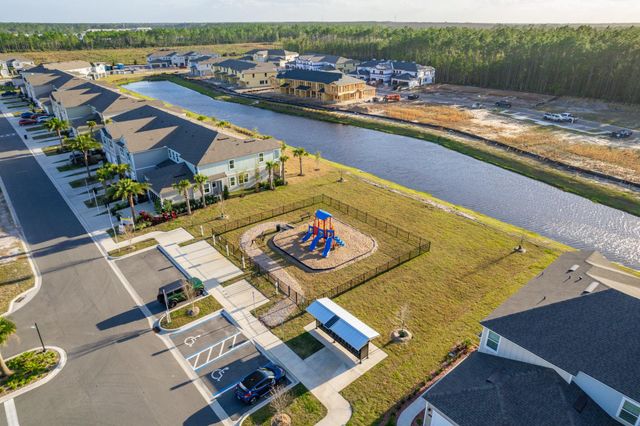 196 Redbud Rd, Palm Coast, FL 32137