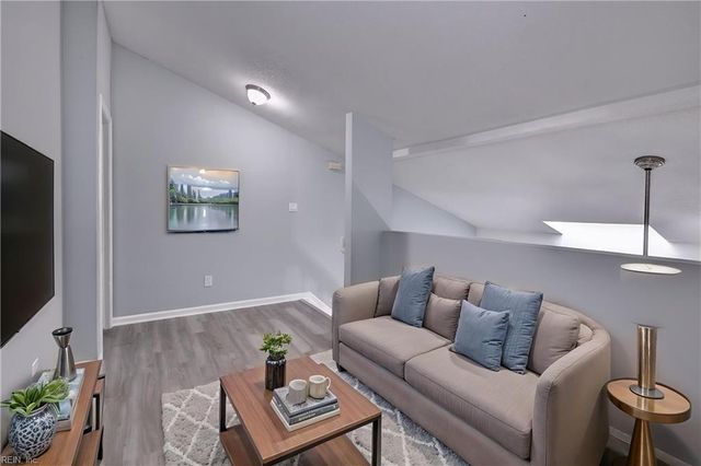 209 Quarter Trl Apt D, Newport News, VA 23608