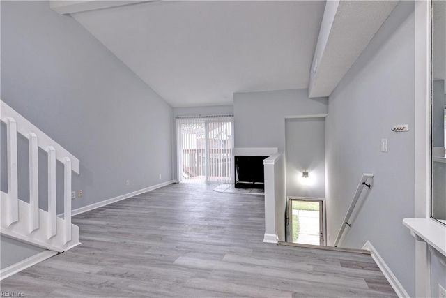 209 Quarter Trl Apt D, Newport News, VA 23608