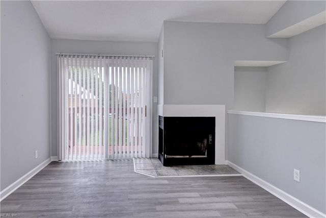 209 Quarter Trl Apt D, Newport News, VA 23608
