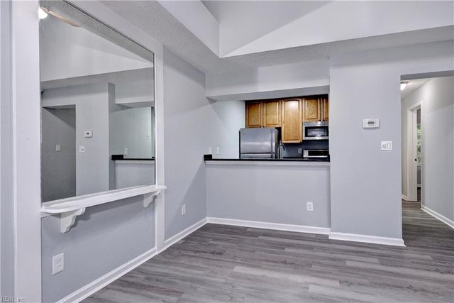 209 Quarter Trl Apt D, Newport News, VA 23608