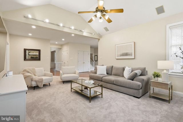 22 SPRINGLEA LN, Chester Springs, PA 19425