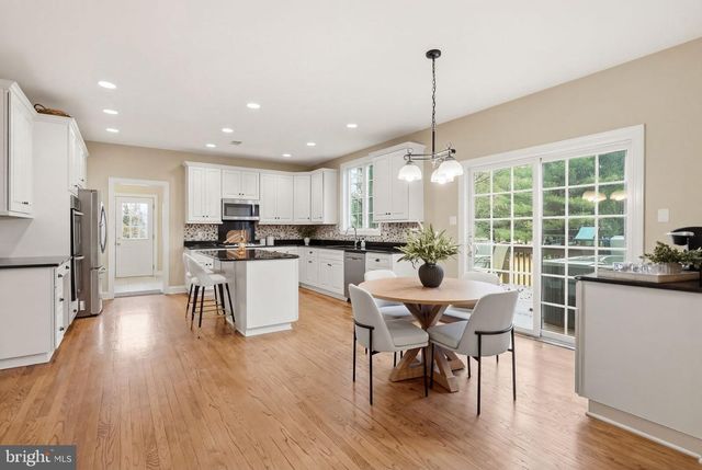 22 SPRINGLEA LN, Chester Springs, PA 19425