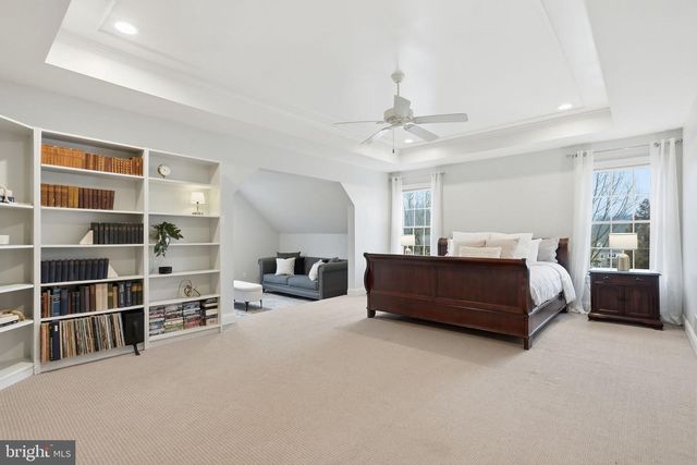 22 SPRINGLEA LN, Chester Springs, PA 19425