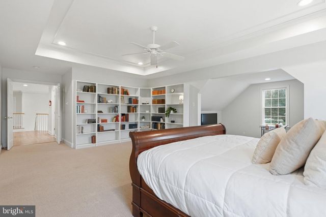 22 SPRINGLEA LN, Chester Springs, PA 19425