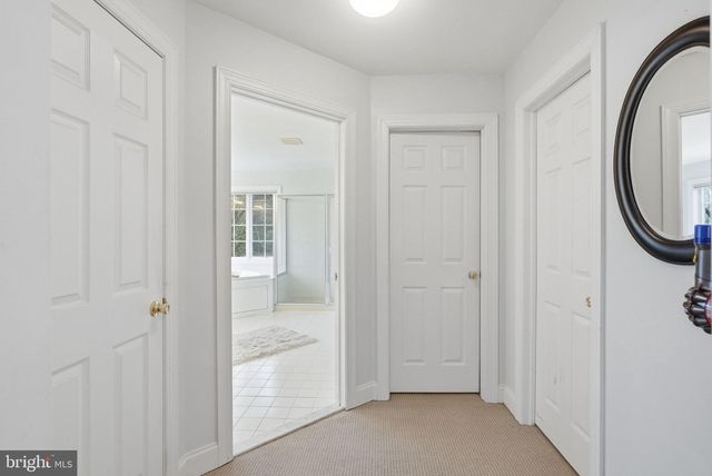 22 SPRINGLEA LN, Chester Springs, PA 19425