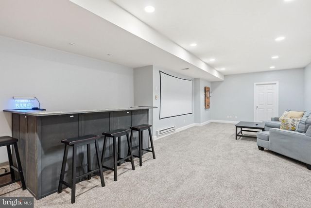 22 SPRINGLEA LN, Chester Springs, PA 19425