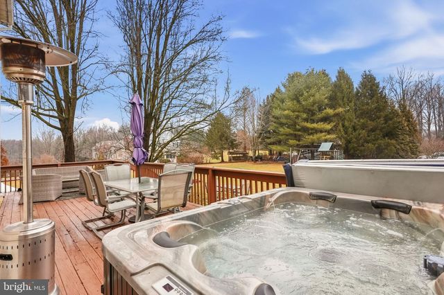 22 SPRINGLEA LN, Chester Springs, PA 19425