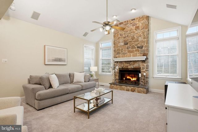 22 SPRINGLEA LN, Chester Springs, PA 19425