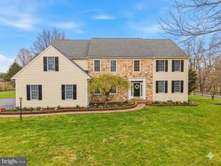 22 SPRINGLEA LN, Chester Springs, PA 19425