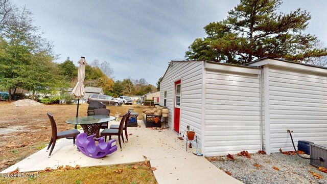 276 Edgewood Terrace Drive, West End, NC 27376