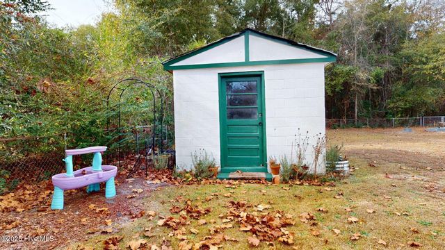 276 Edgewood Terrace Drive, West End, NC 27376