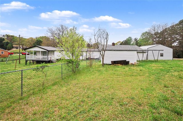 274 Gibson Road, Easley, SC 29640